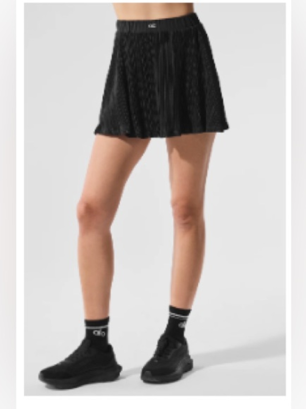 Like New! Alo Yoga Micro Plisse Black Tennis Skirt/ Medium - Picture 1 of 6